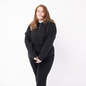 [SOLD 💫] Ana and Zac waffle Henley